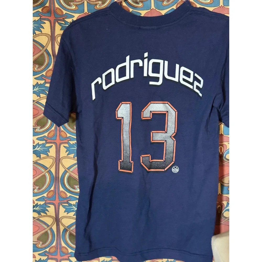 UNK Sergio Rodriguez Knicks NBA Graphic T Shirt Mens Medium Basketball Tee‎